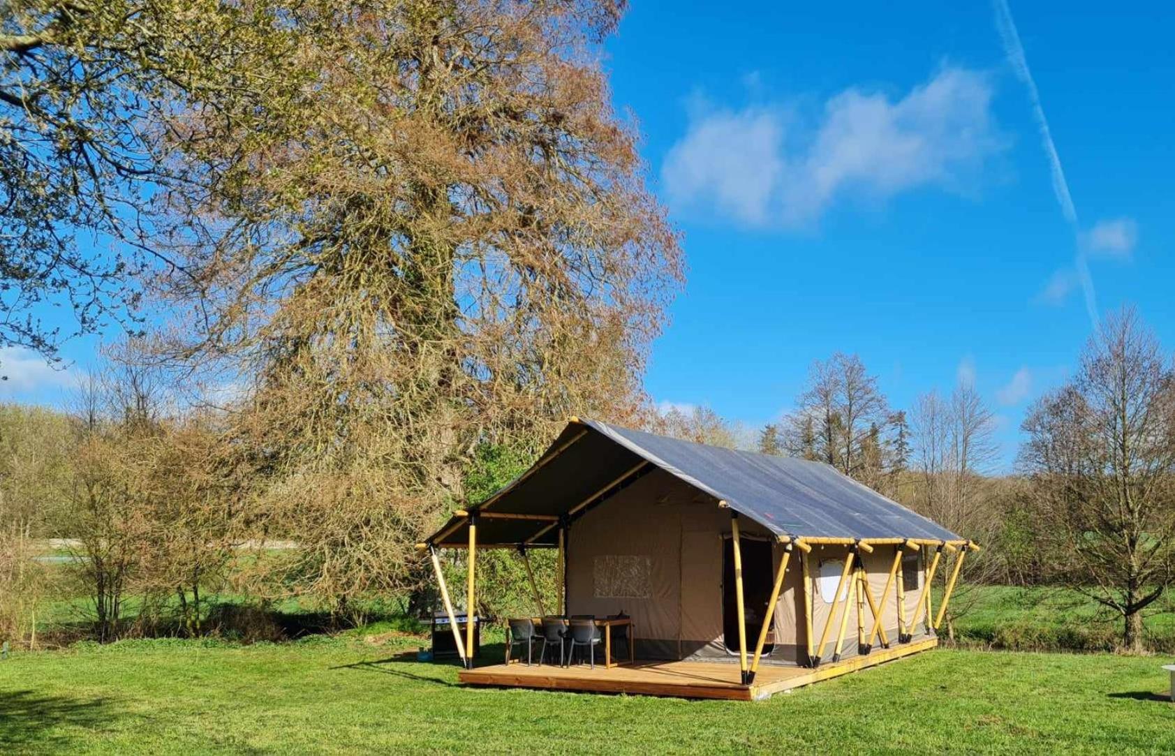 Camping De La Touche Ligueil Экстерьер фото