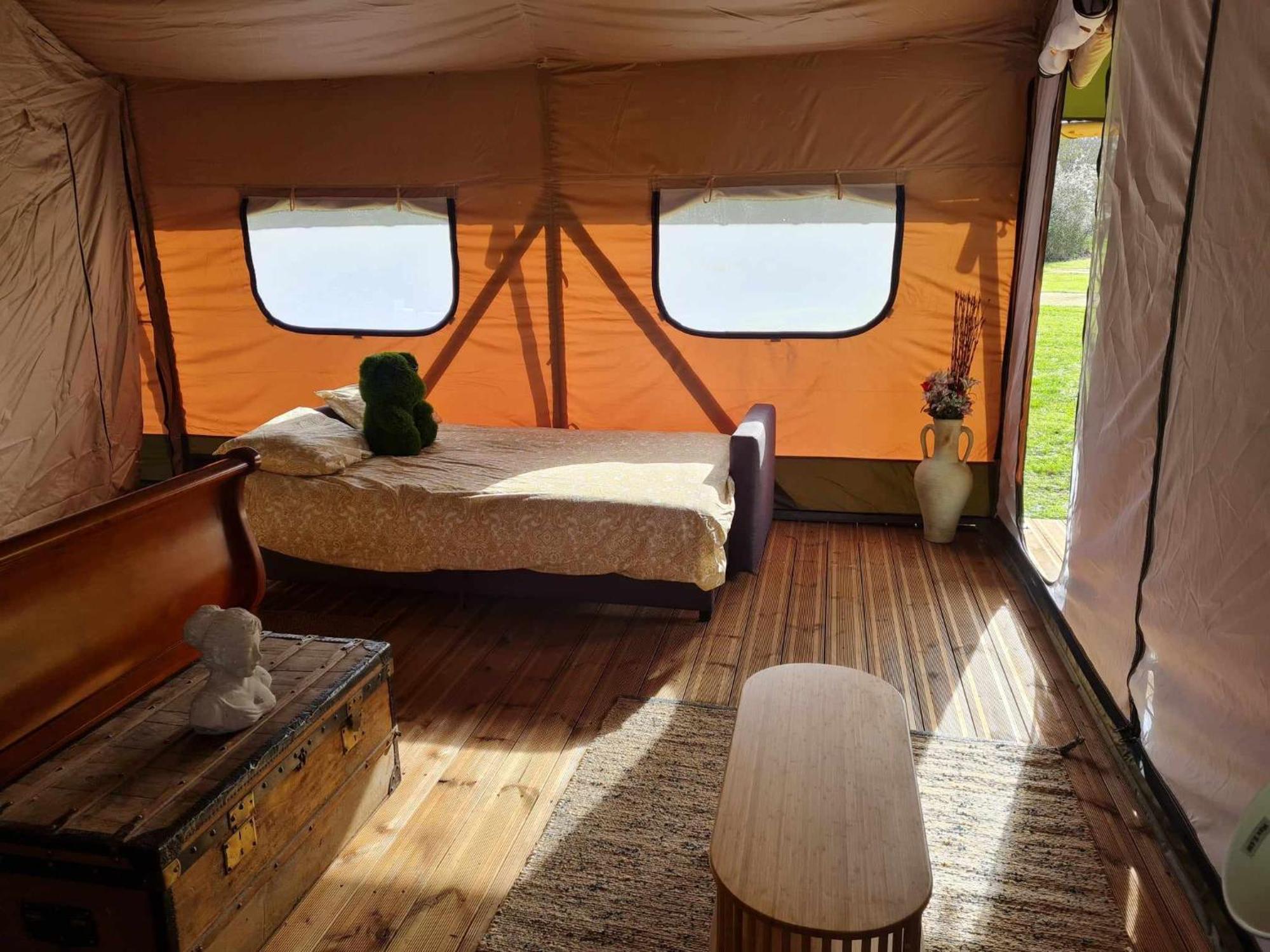 Camping De La Touche Ligueil Экстерьер фото