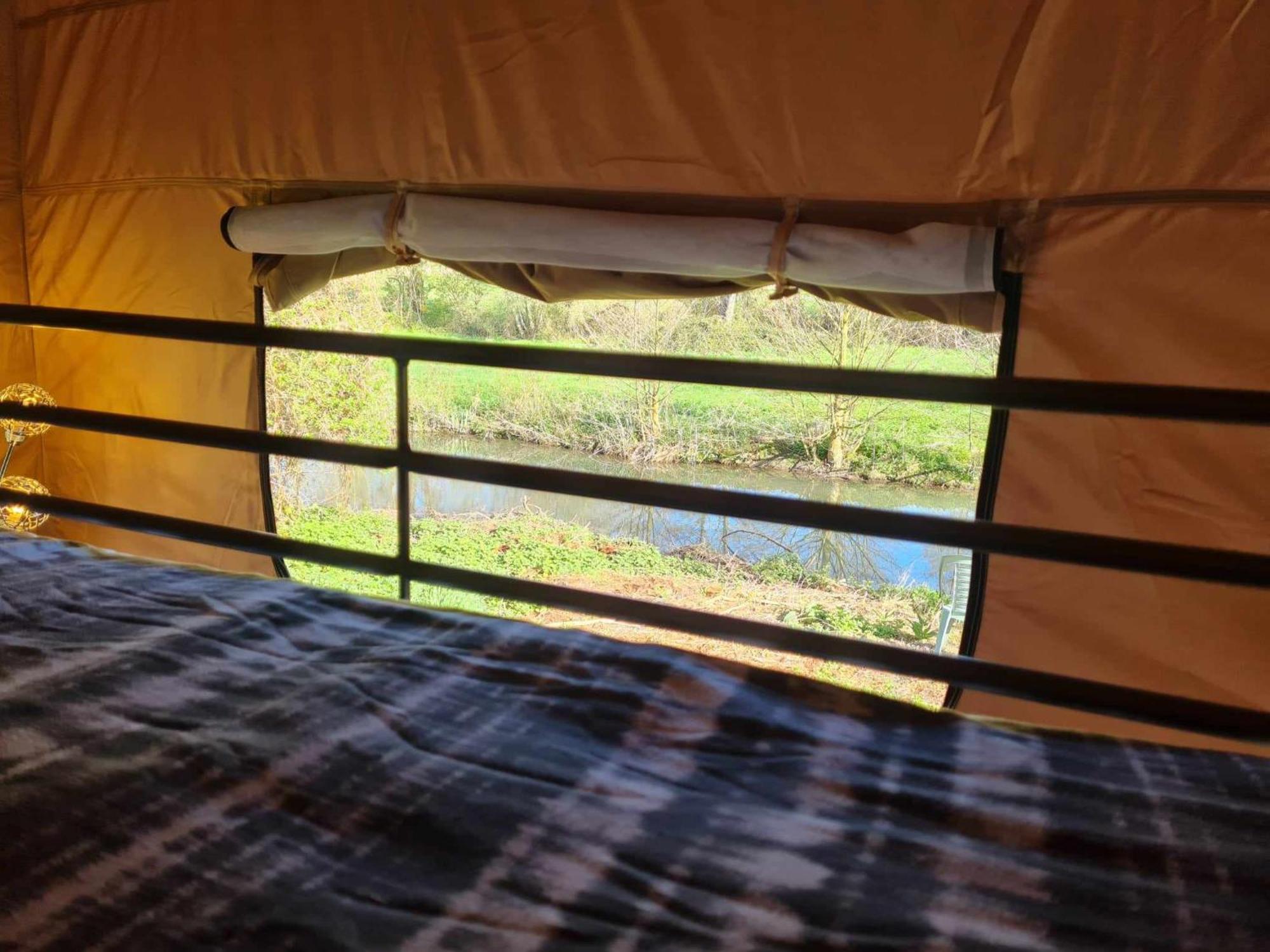 Camping De La Touche Ligueil Экстерьер фото