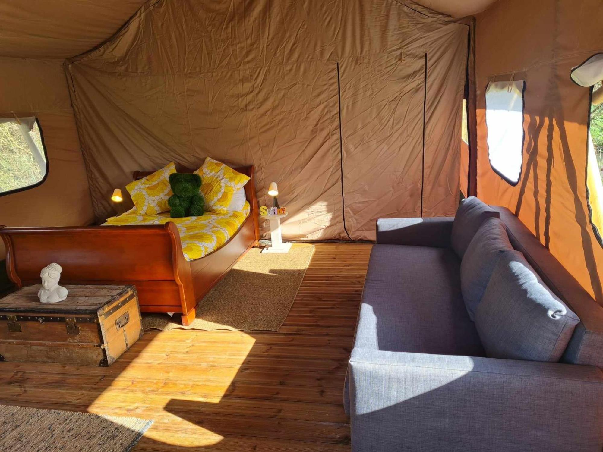 Camping De La Touche Ligueil Экстерьер фото