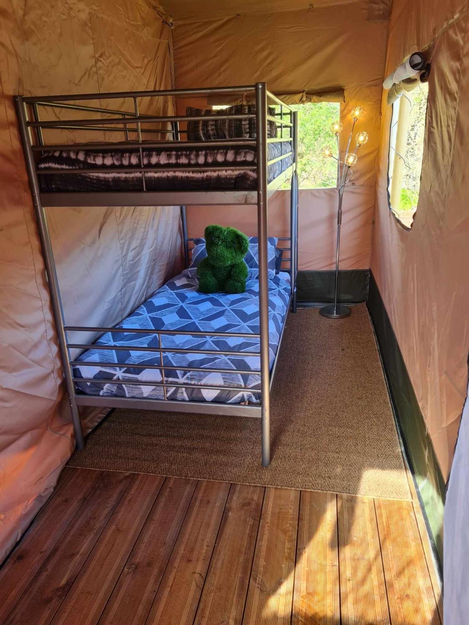 Camping De La Touche Ligueil Экстерьер фото