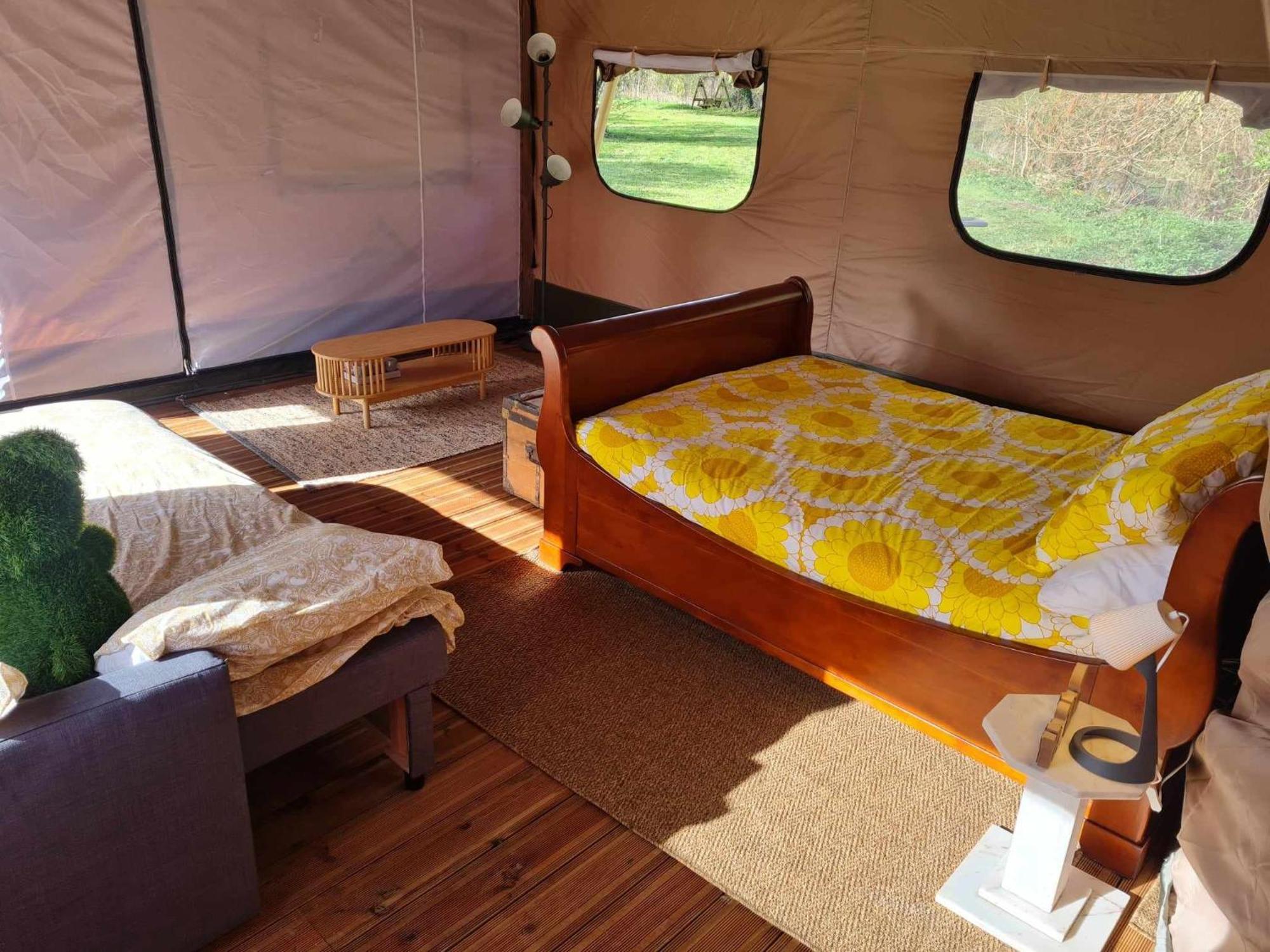 Camping De La Touche Ligueil Экстерьер фото
