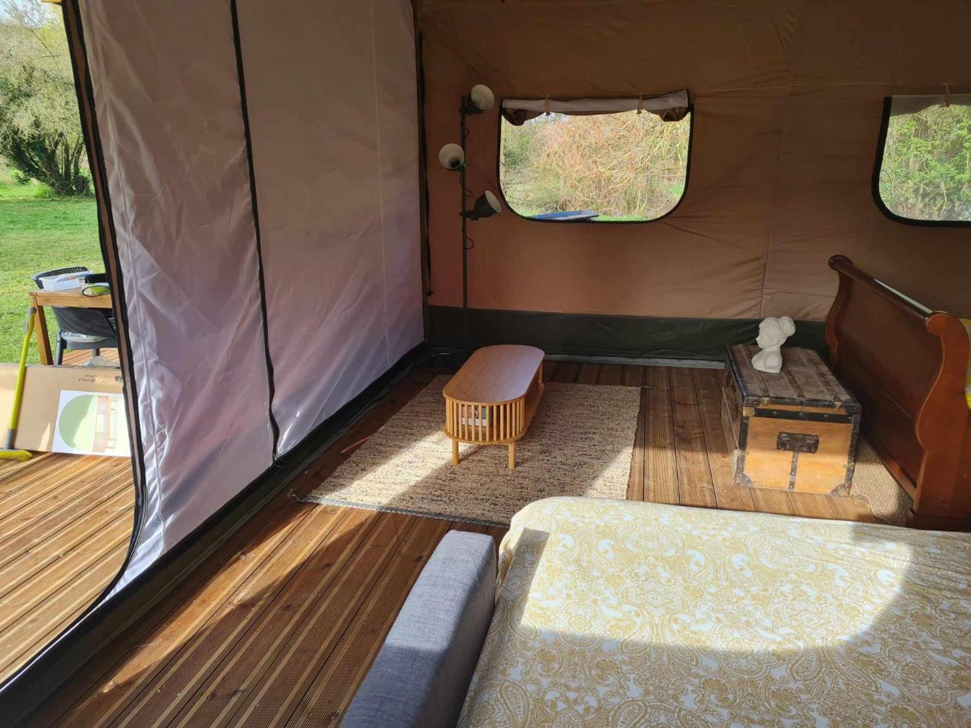 Camping De La Touche Ligueil Экстерьер фото